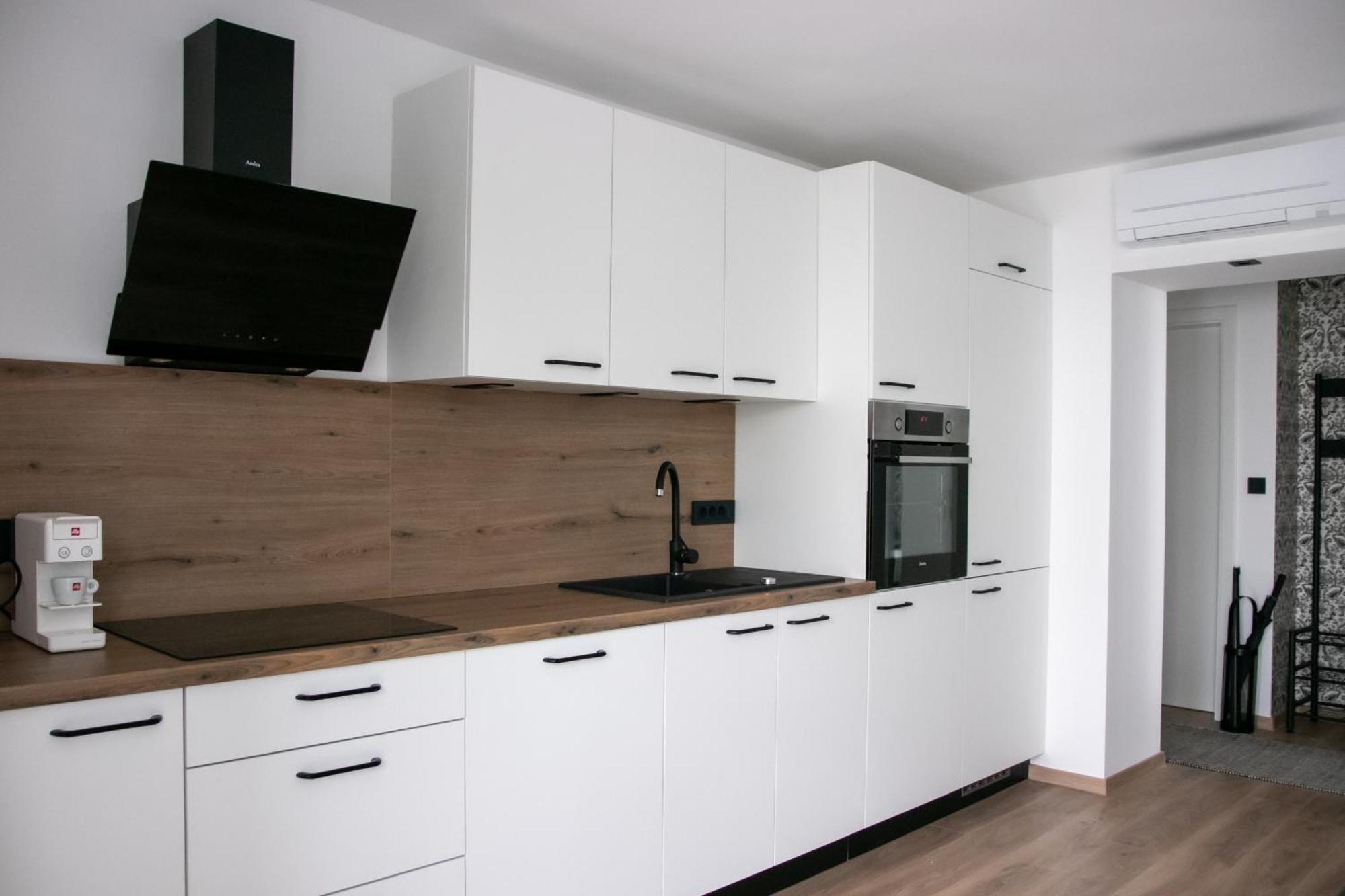 Residence Black&White Ljubljana Eksteriør billede